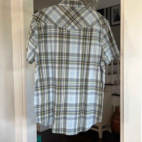 Lucky Brand- snap button, short sleeve shirt - Picture 4 of 8